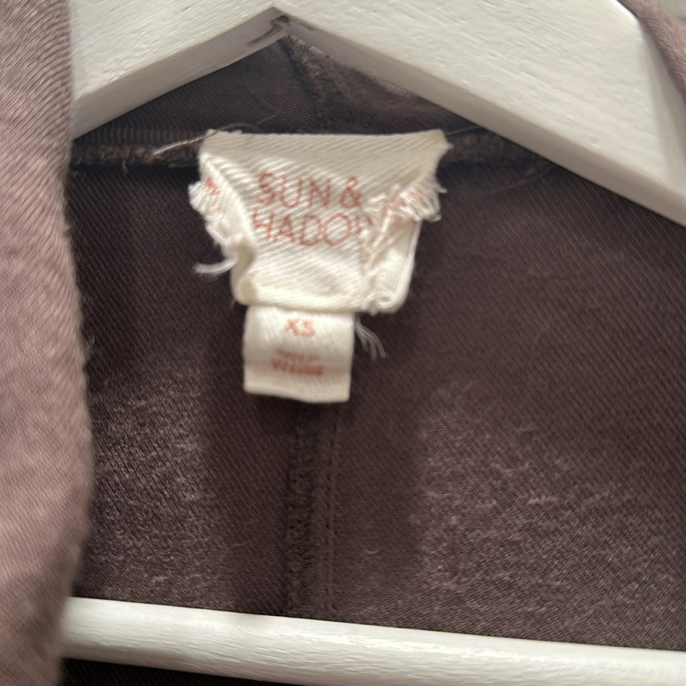 Light weight jacket - Picture 2 of 3